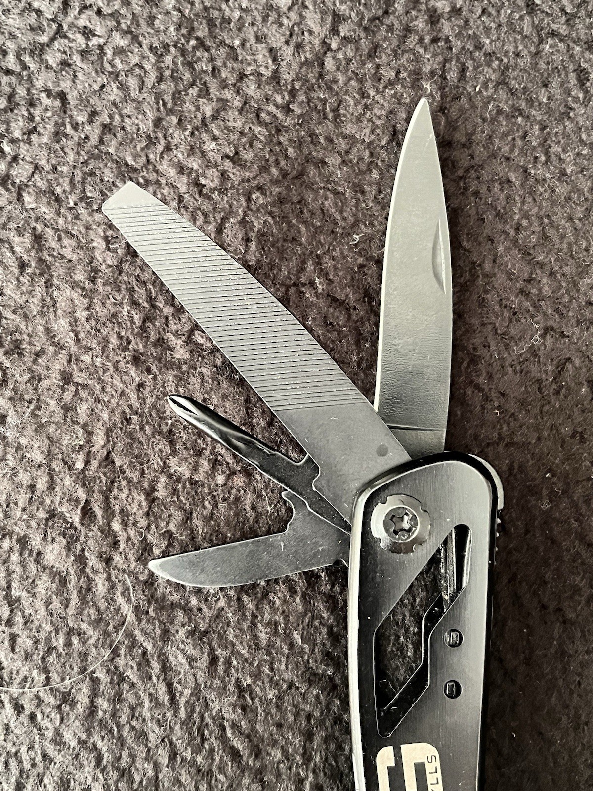 Gerber Bear Grylls 2011 Ultimate Survival Series 10 Multi-Tool With Sheath