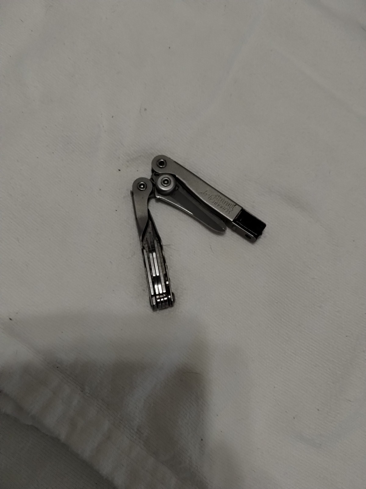 Schrade USA Tough Chip Compact Multi-Tool Scissors – FREE SHIPPING