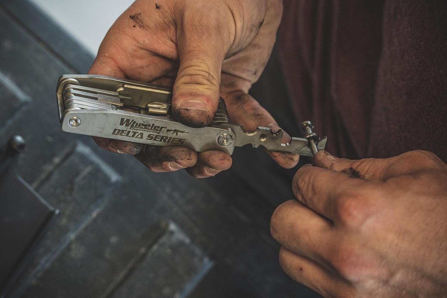 Durable Compact Multi-Tool with Hex & Torx Bits for Tactical Repair & Cleaning