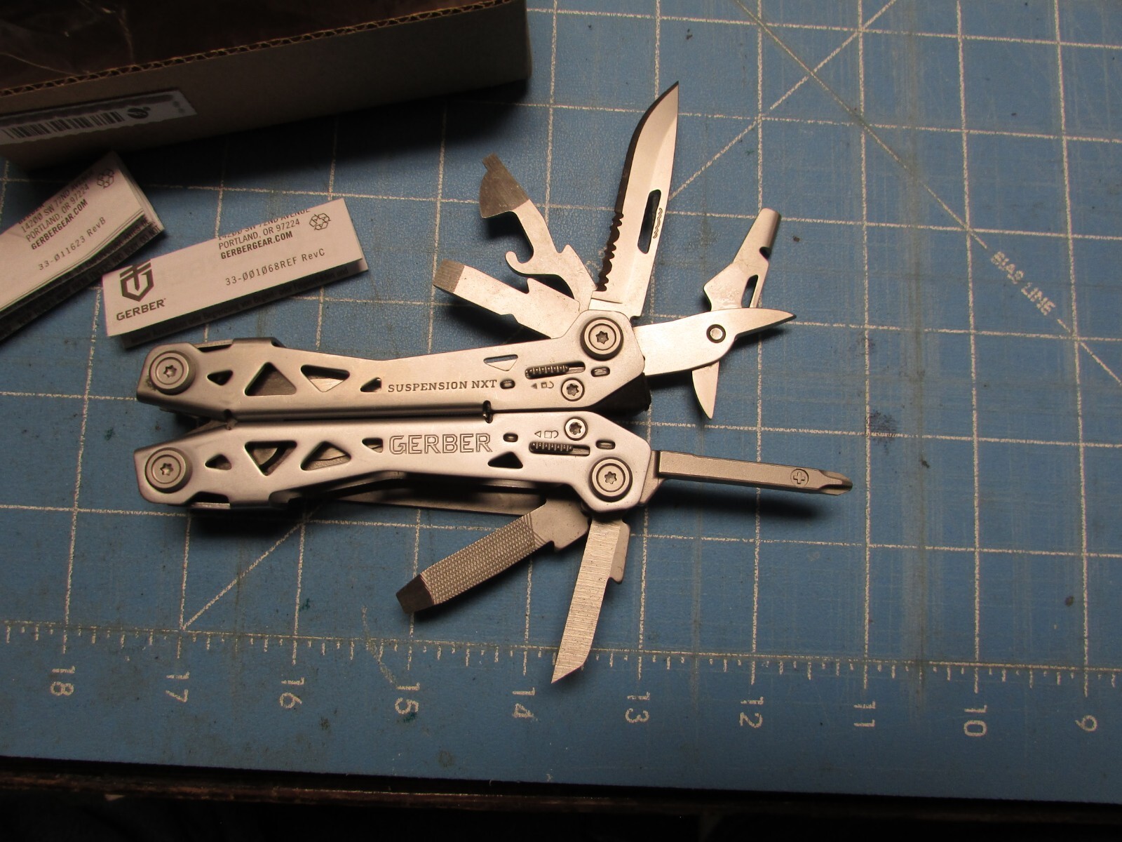gerber suspension NXT multi-tool pliers free shipping
