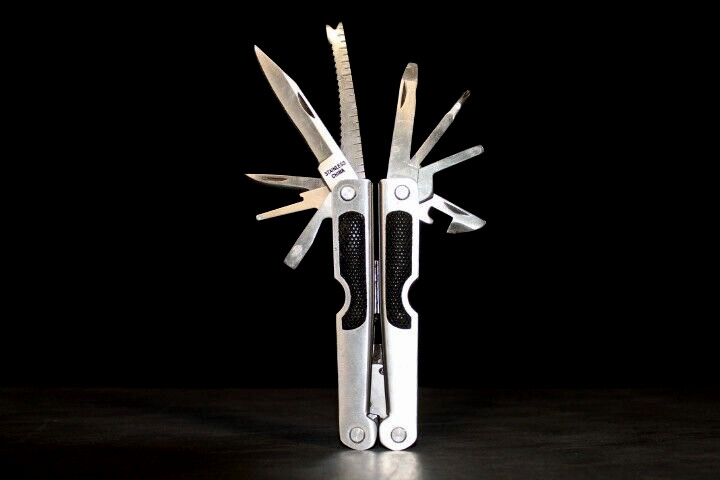 PAT-ZL Stainless Steel Multi-Tool – 9 Tools with Case