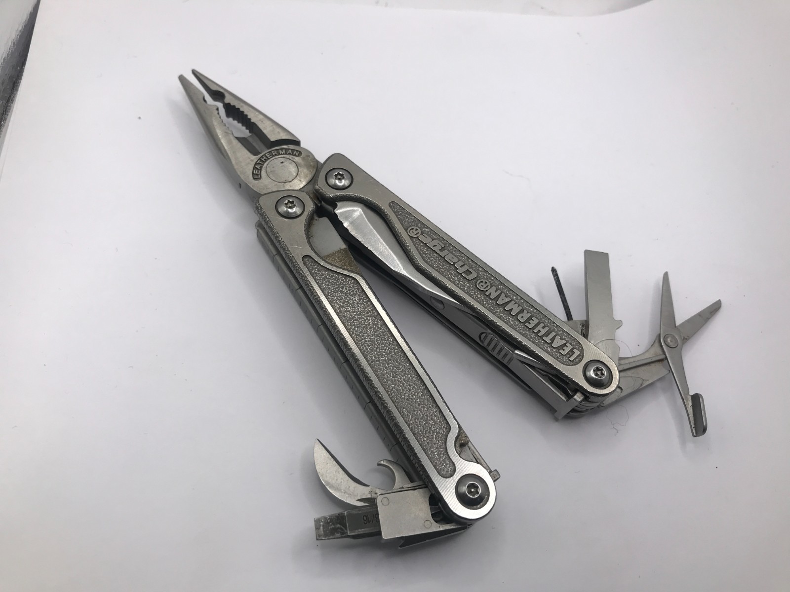 Leatherman 2H Charge TTI Gen1 Titanium 154CM 2 HANDS RARE USED