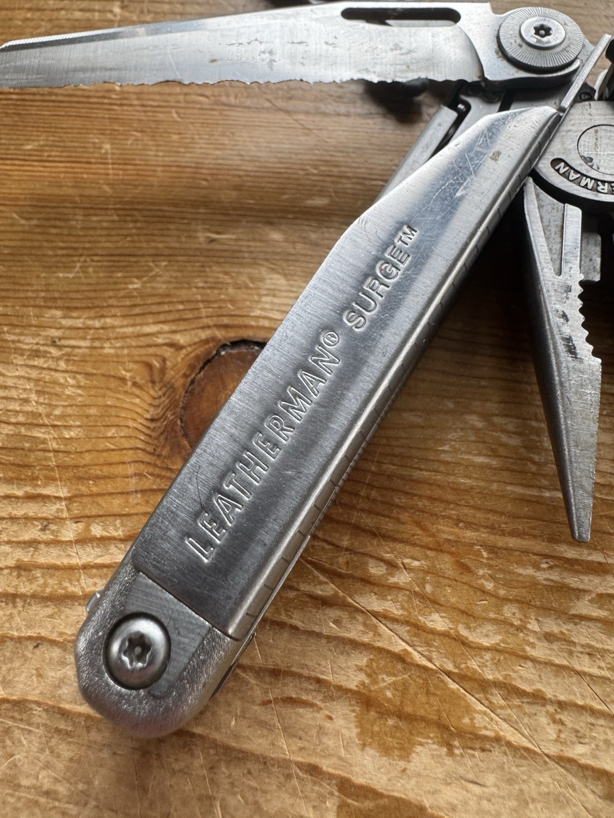 Leatherman Surge Multi Tool Heavy Duty Large Stainless Steel