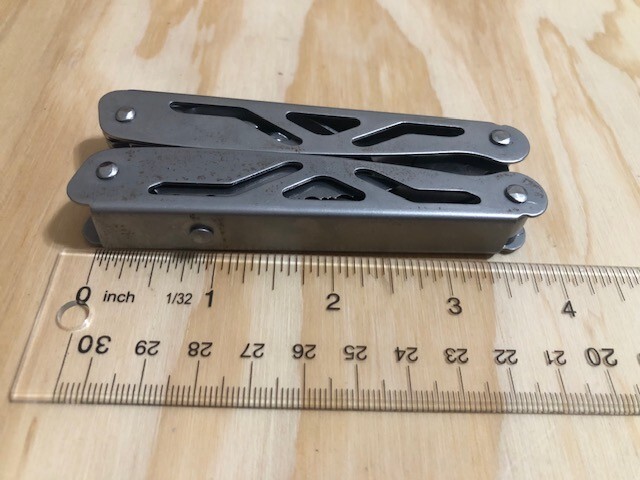 Ozark Trail (12 IN 1)stainless S multi tool with sheath -SILVER- Great Condition