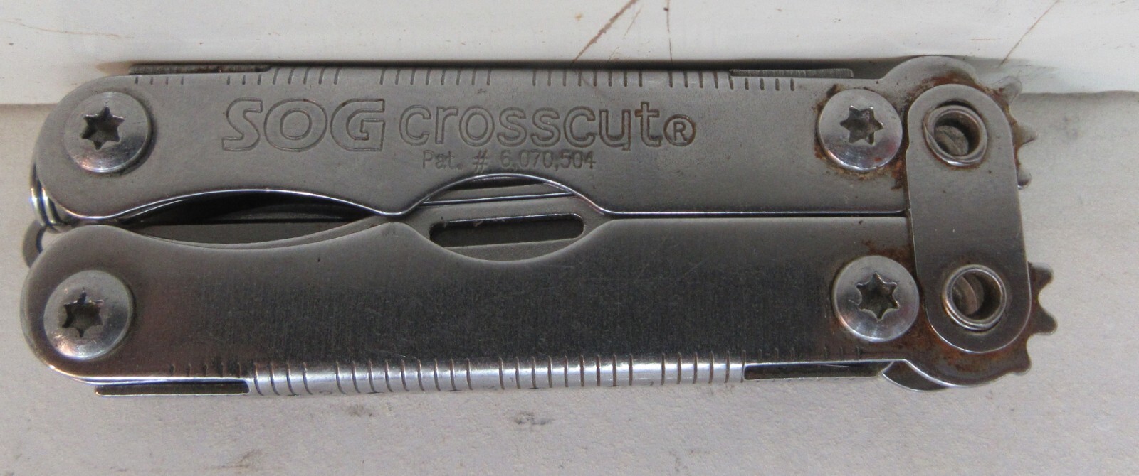 SOG Crosscut Multitool Knife