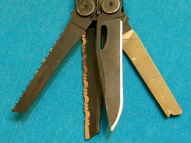 LEATHERMAN KNIFE BLACK WAVE+ MULTI PLIERS SURVIVAL TOOLS KNIVES UTILITY BUSHCRAF