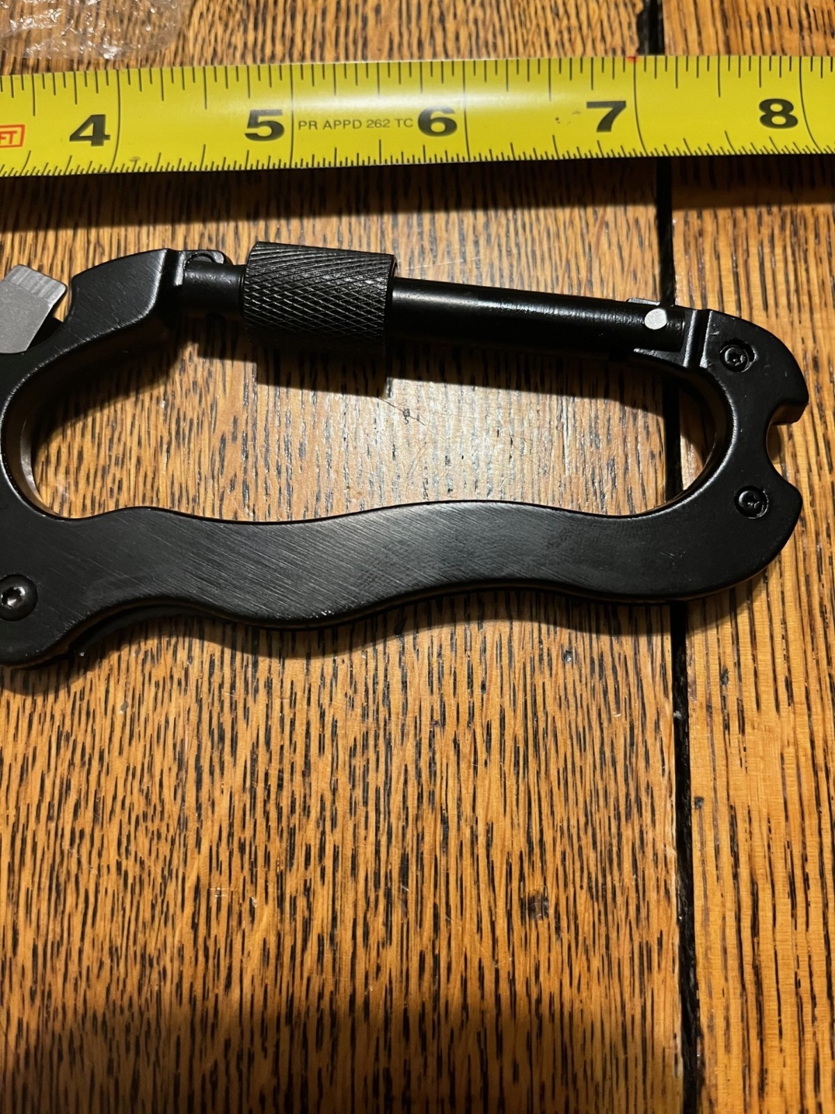 5 in 1 Carabiner Multi Tool Folding Knife Screwdriver Bottle Opener EDC