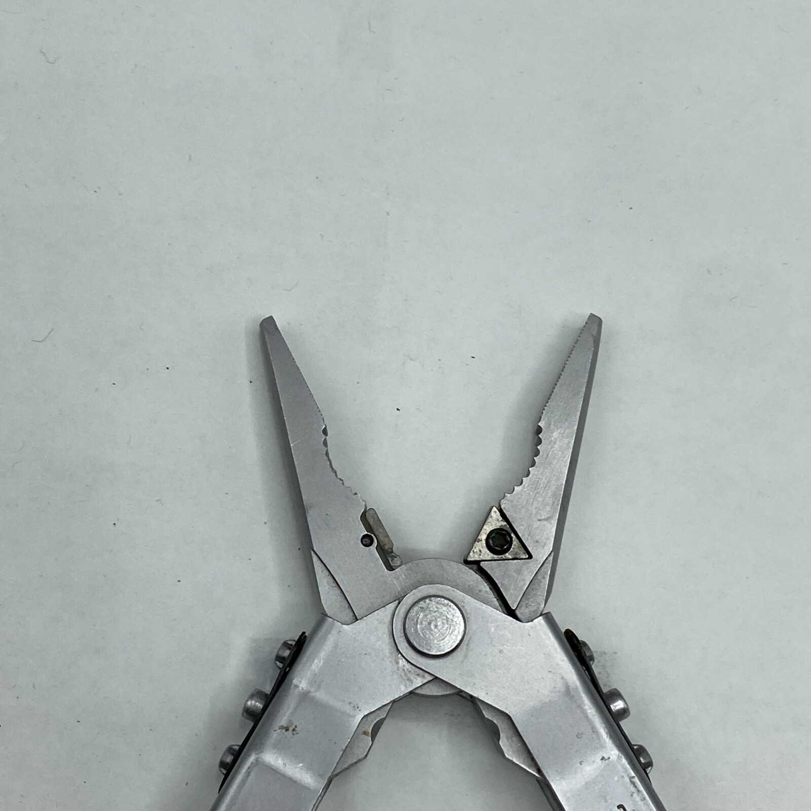 Gerber MP600 Woodsman with Carbide Cutters Multi tool – Silver