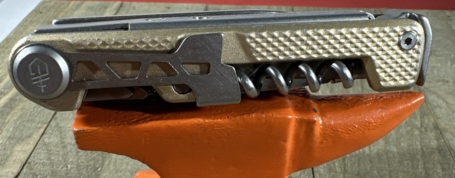 GERBER ARMBAR CORK GOLD MULTI TOOL & KNIFE 3.5 In Bade” Nice Condition