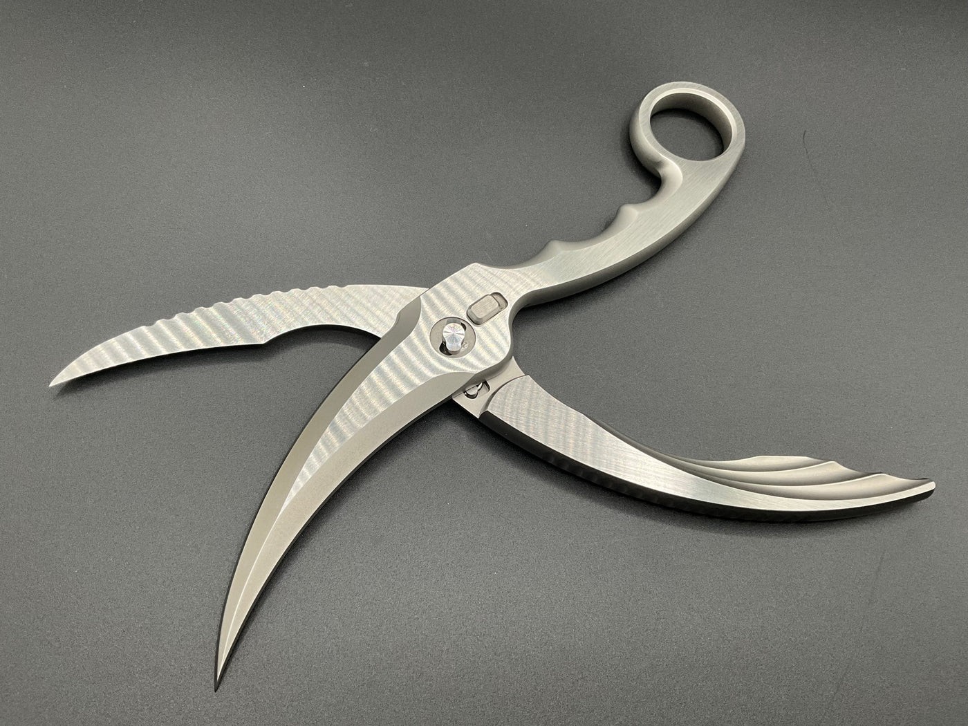 Rike Knife – Tactical Scissors