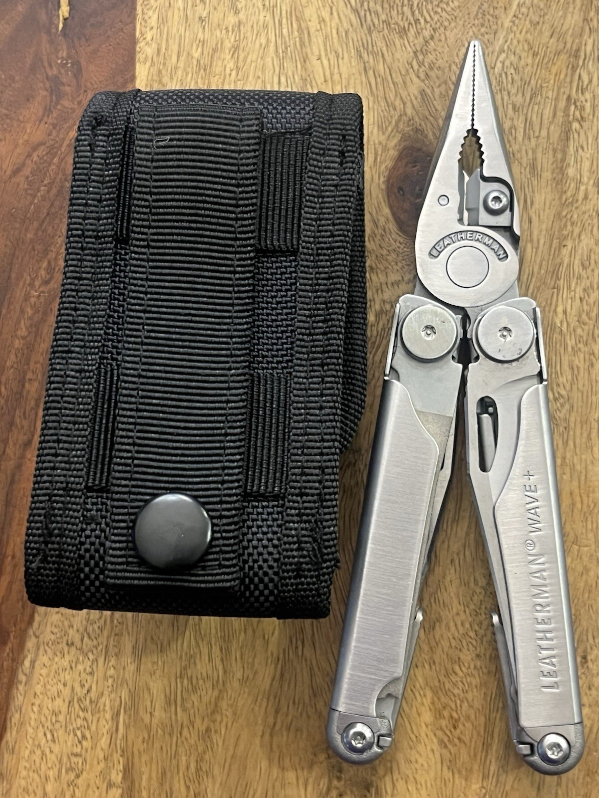08/2023 Leatherman Wave Plus Multi-Tool Excellent Condition w/New Molle Sheath