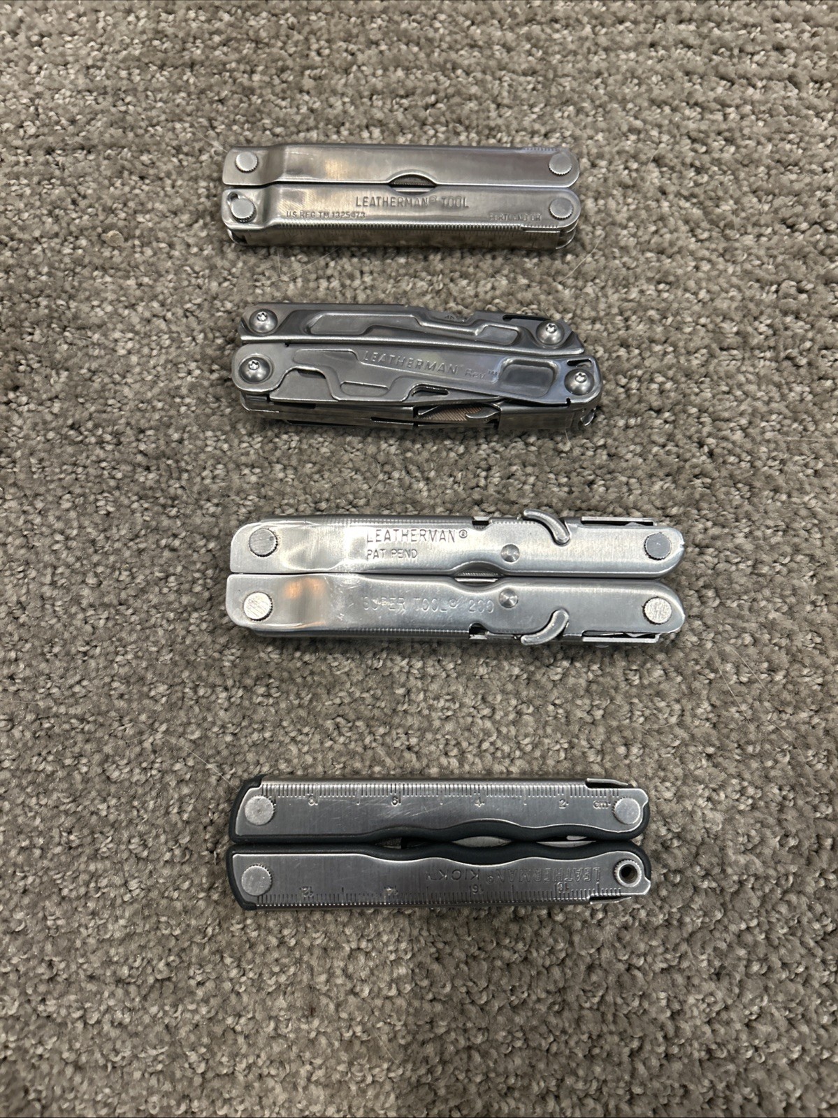 4 Leatherman Super Tool 200, Rev, Kick, Leatherman