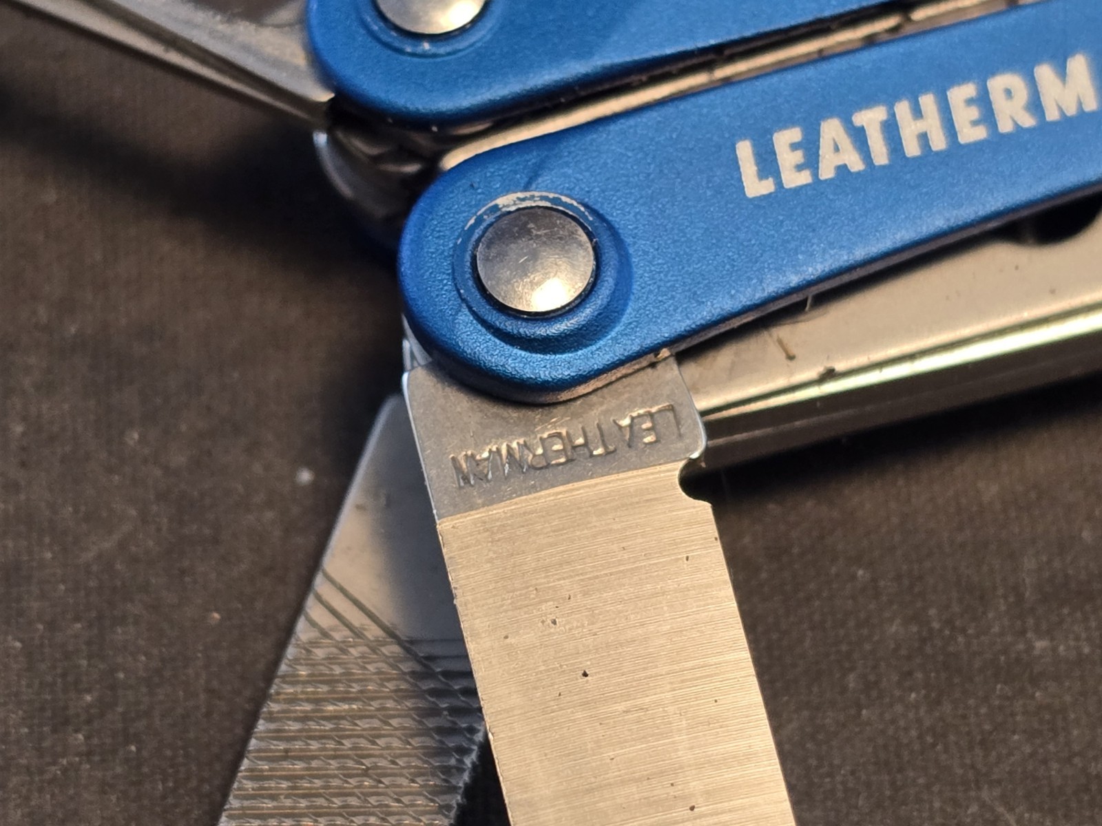 Discontinued Leatherman Squirt PS4 Blue Multitool