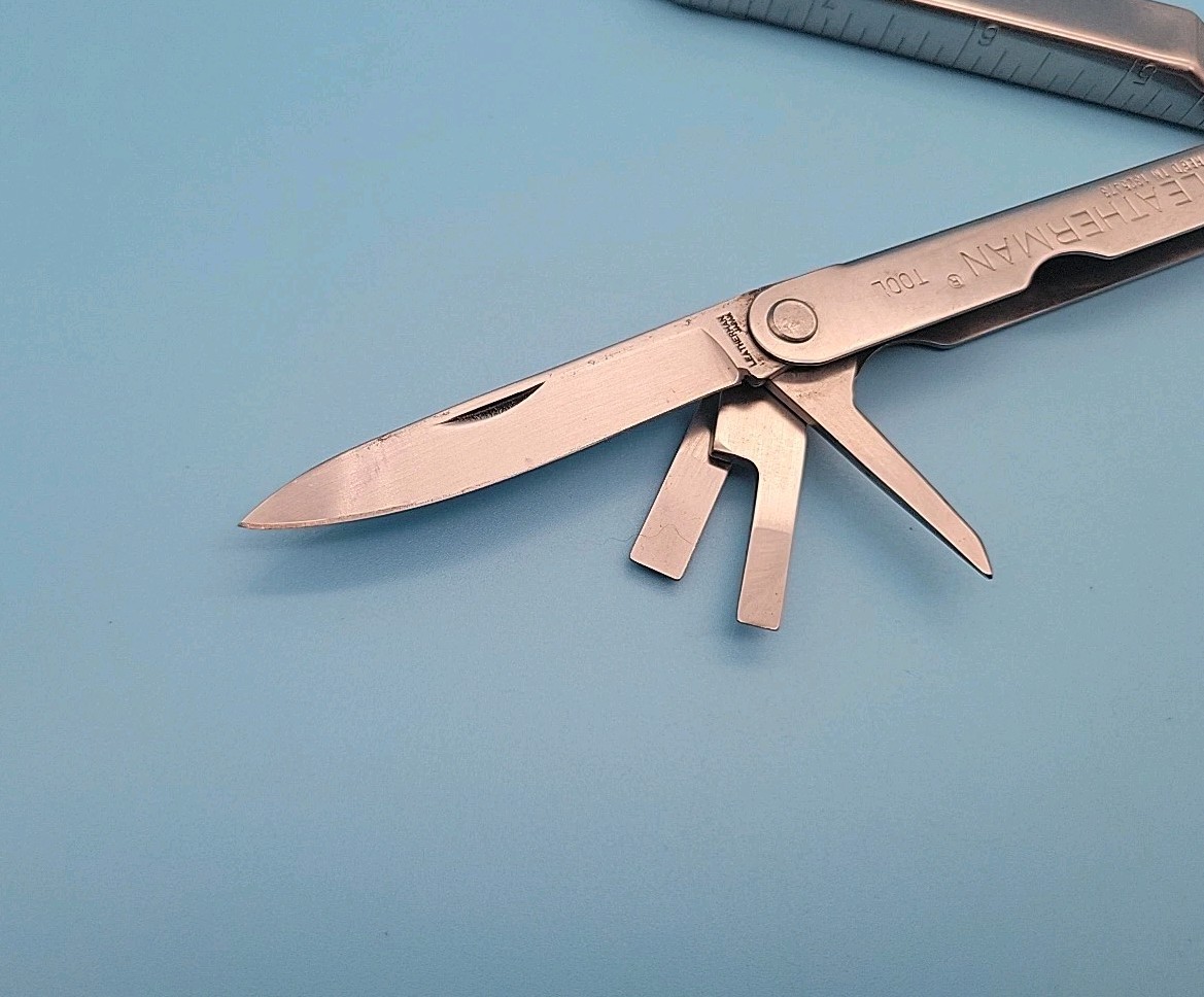 Leatherman BIG LETTER PST Multi-Tool – Knife, Pliers, File, Screwdriver -Japan