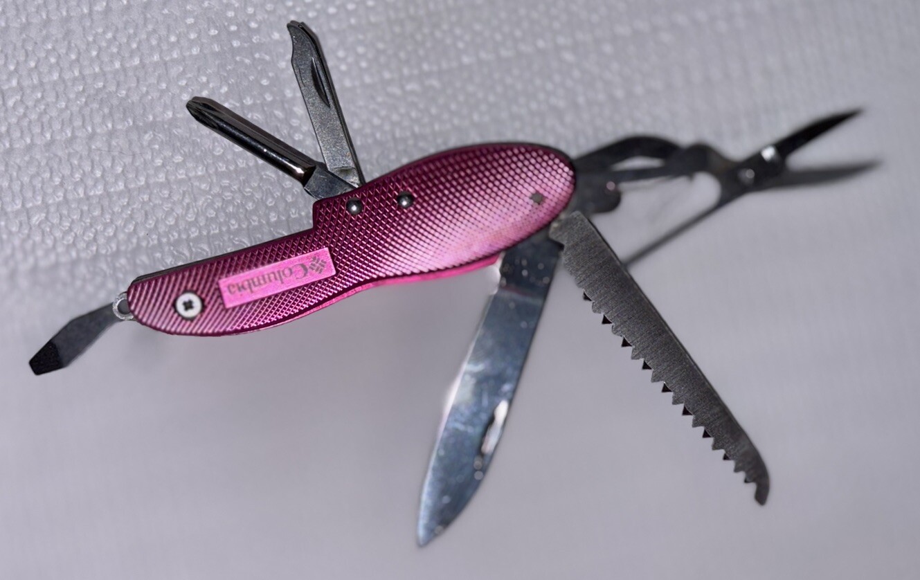 COLUMBIA Deluxe Multi-Tool 11 Functions Pocket Knife – PINK