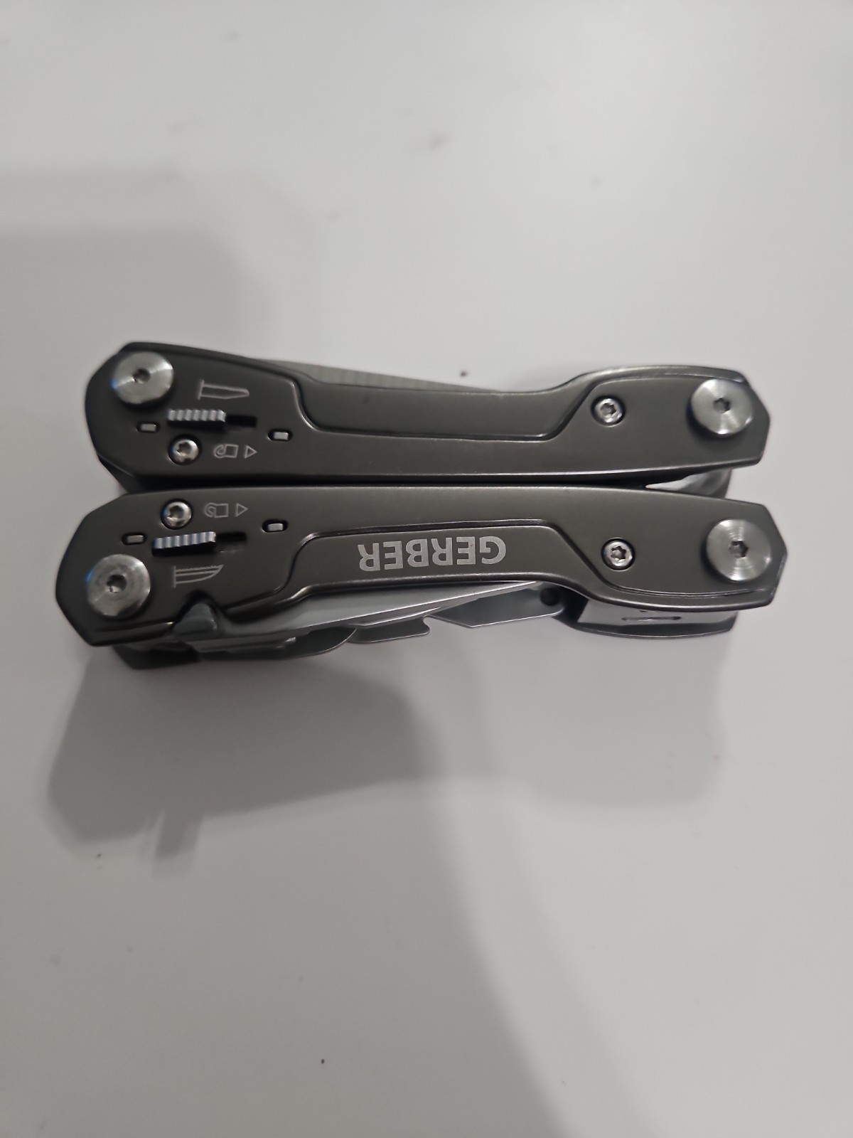 GERBER Resolve Multi Tool Leatherman Pliers Camping Hiking Hunting Titanium Gray