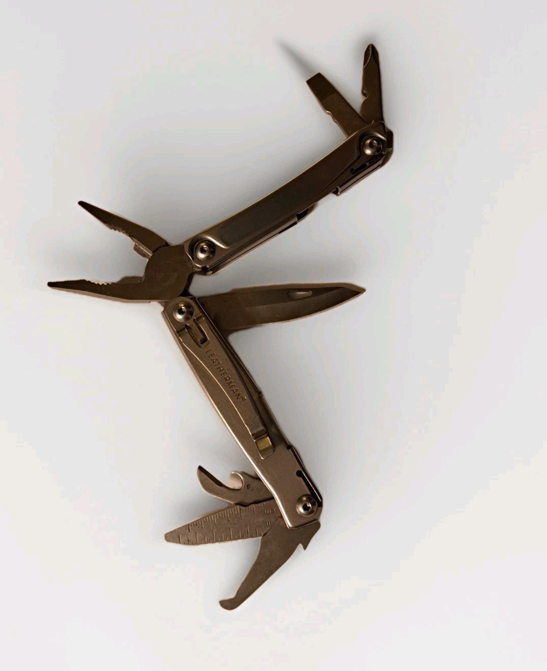 Leatherman Wingman 7 Tools Multi Tool Stainless Steel 925cb28
