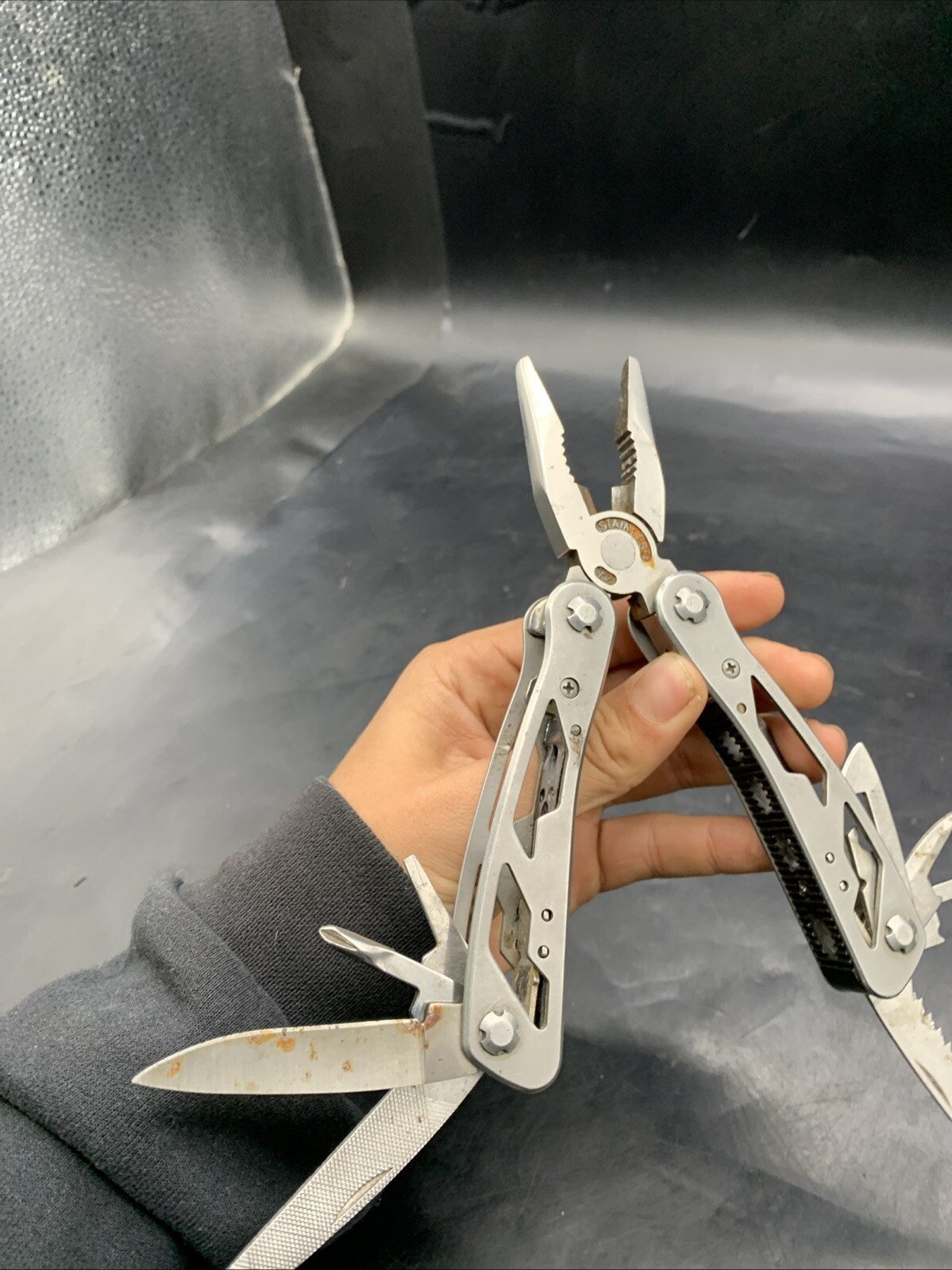 STANLEY Multitool 8-in-1 Grey Stainless Steel Knife Pliers