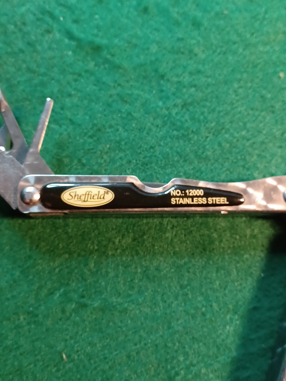 Sheffield no: 12000, 12 In 1 Multi tool