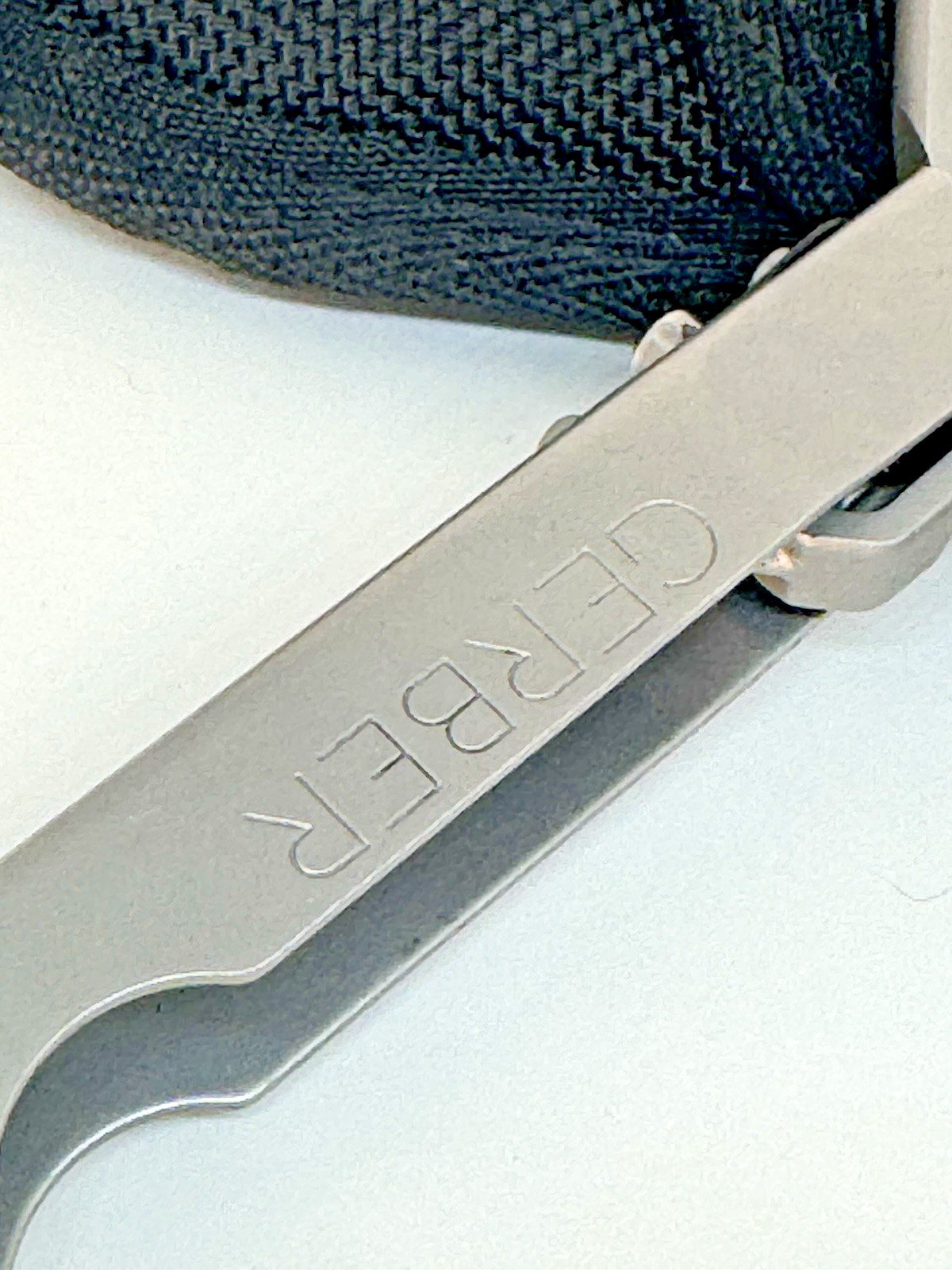 Excellent Gerber Legendary Blades Multi Tool In Nylon Belt Pouch Simonds USA