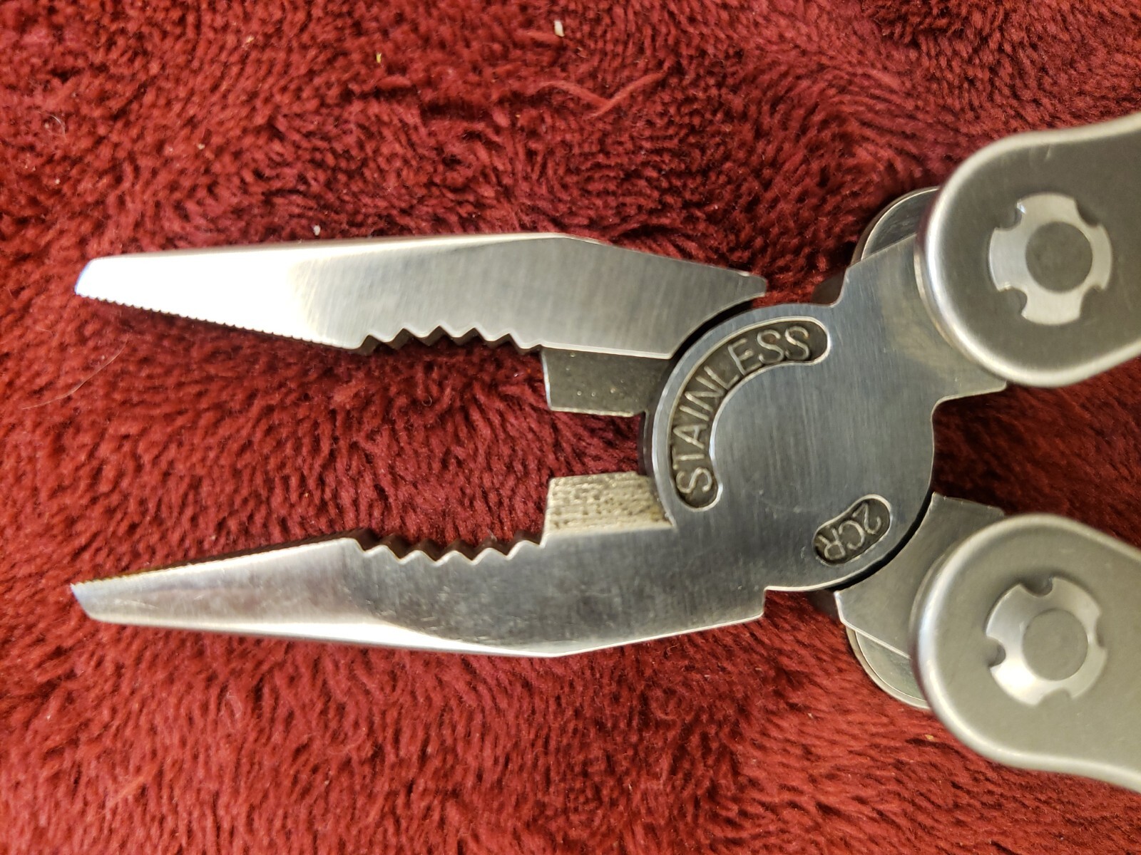 🔪🔪 Stanley 12-In-1 Multi-Tool Knife 12 Tools, Nylon Sheath 84519K