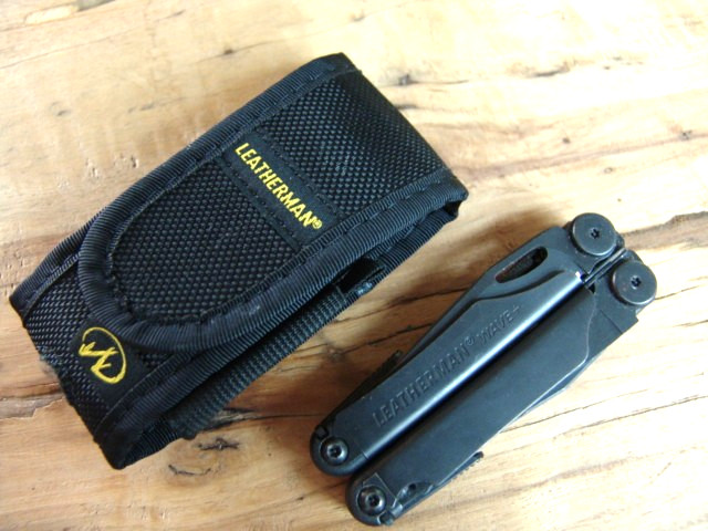 LEATHERMAN WAVE PLUS+ BLACK OXIDE-MULTI TOOL-PRODUCTION ERROR- LEATHERMAN CASE