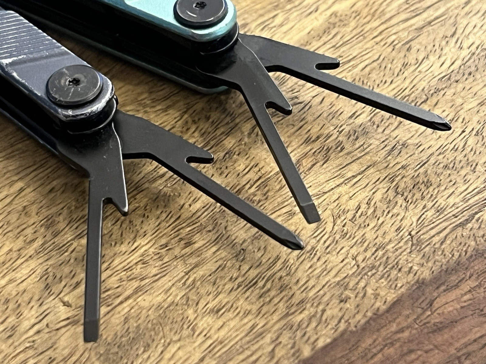 Gerber Armbar Mini Drive Multi-Tool 8-in-1 Bit Driver Excellent Condition Lot 2