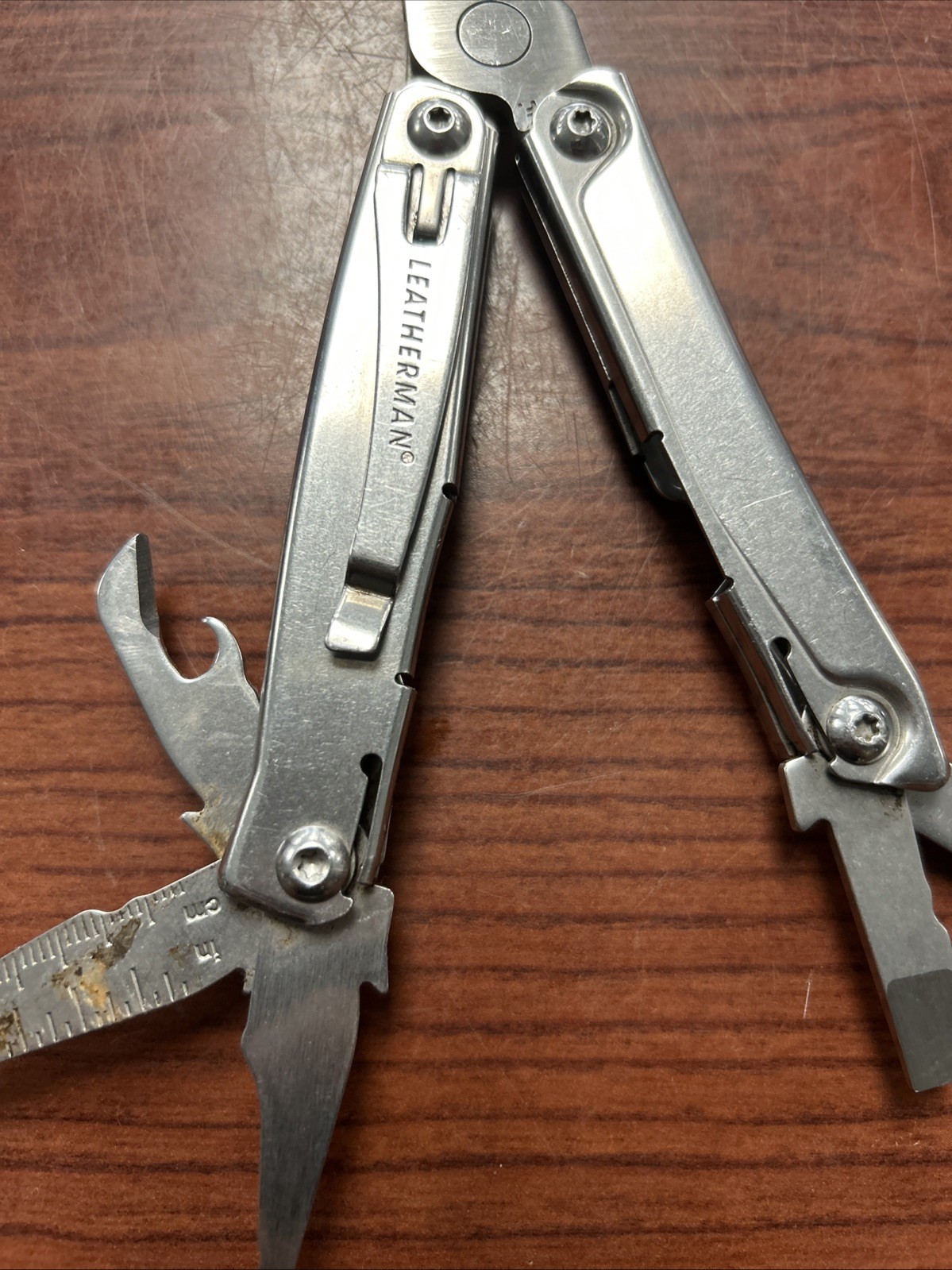 Leatherman Rev 3.8″ Multi-Tool, Stainless