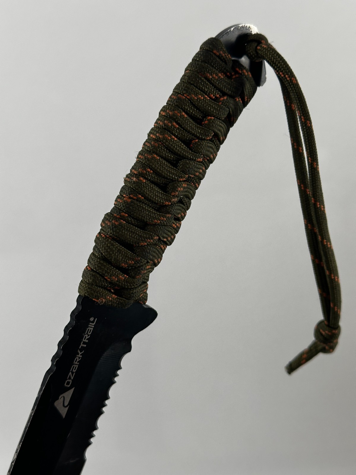 Knife Ozark Trail Stainless Steel Paracord