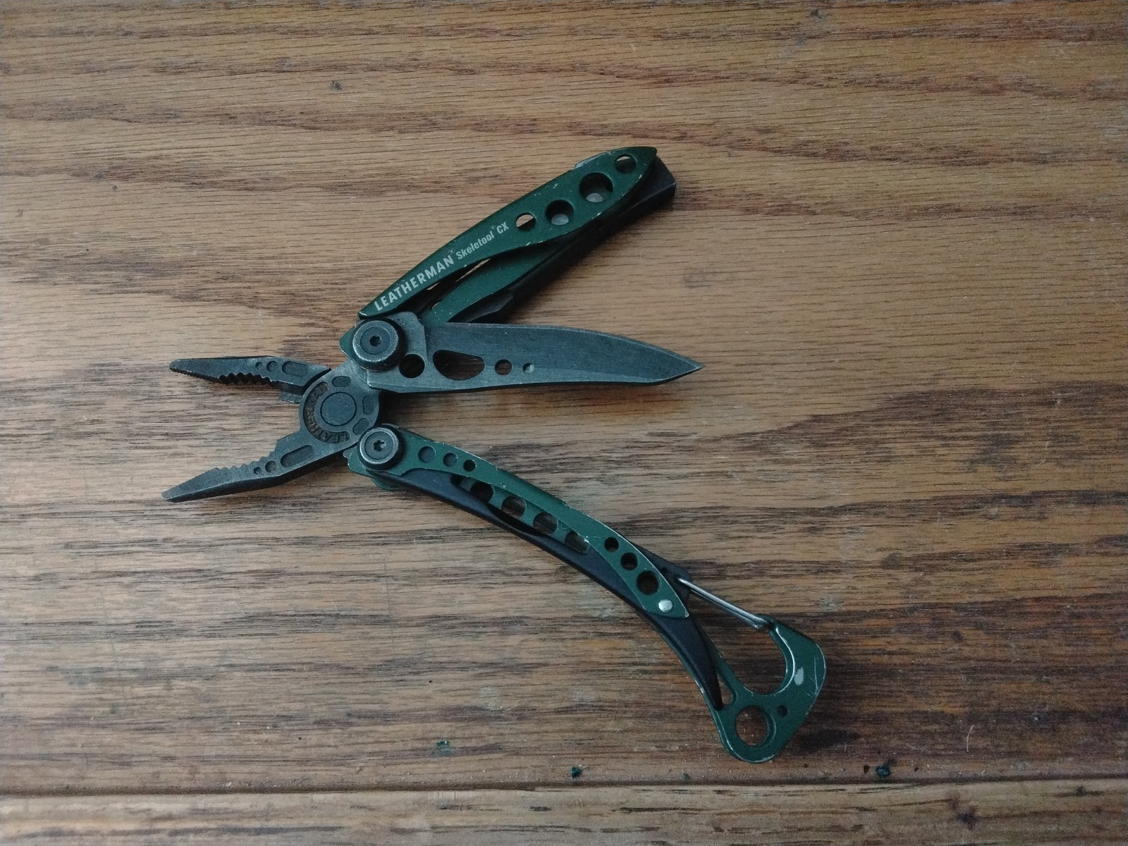 Leatherman Skeletool CX Multitool Plain Edge Knife Green User Missing Bit A