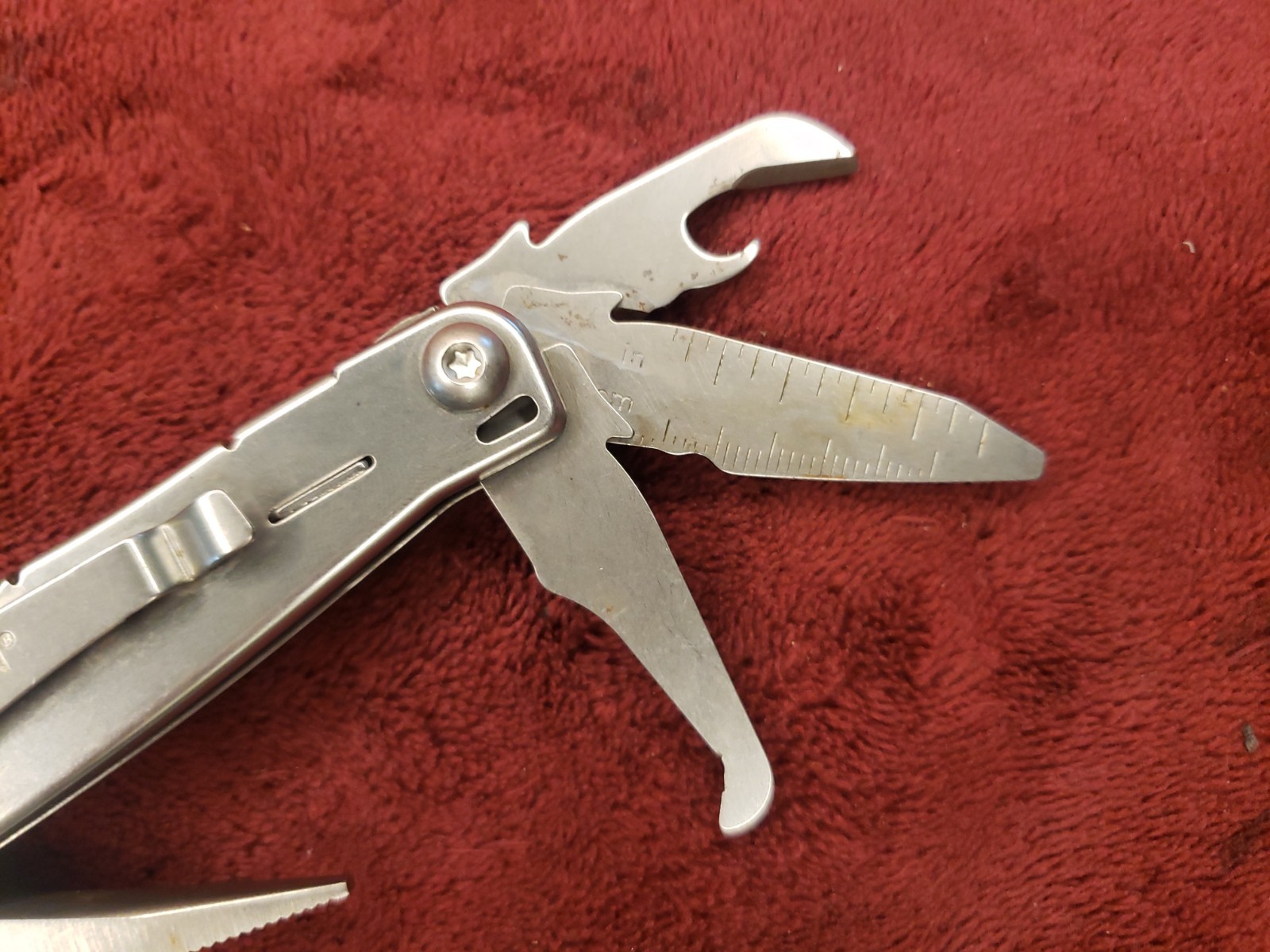 Leatherman Wingman Multi Tool 0717 Date Code