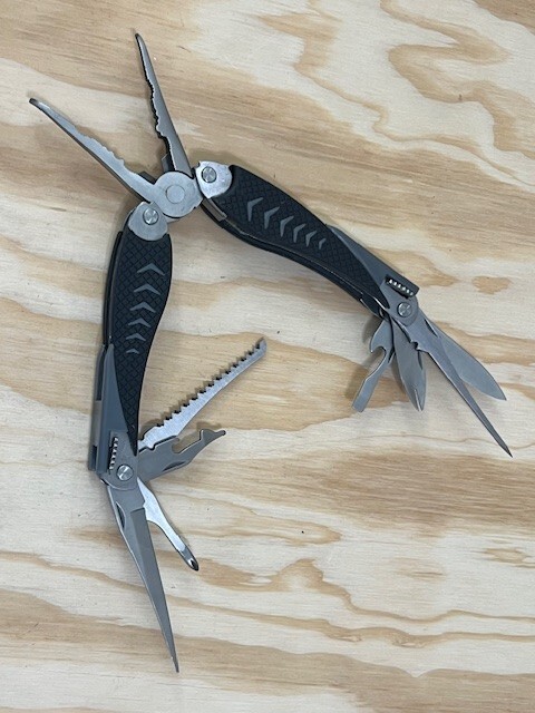 Multi-Tool Stainless Steel 12 TOOLS Hunting Black WITH Sheath — Great