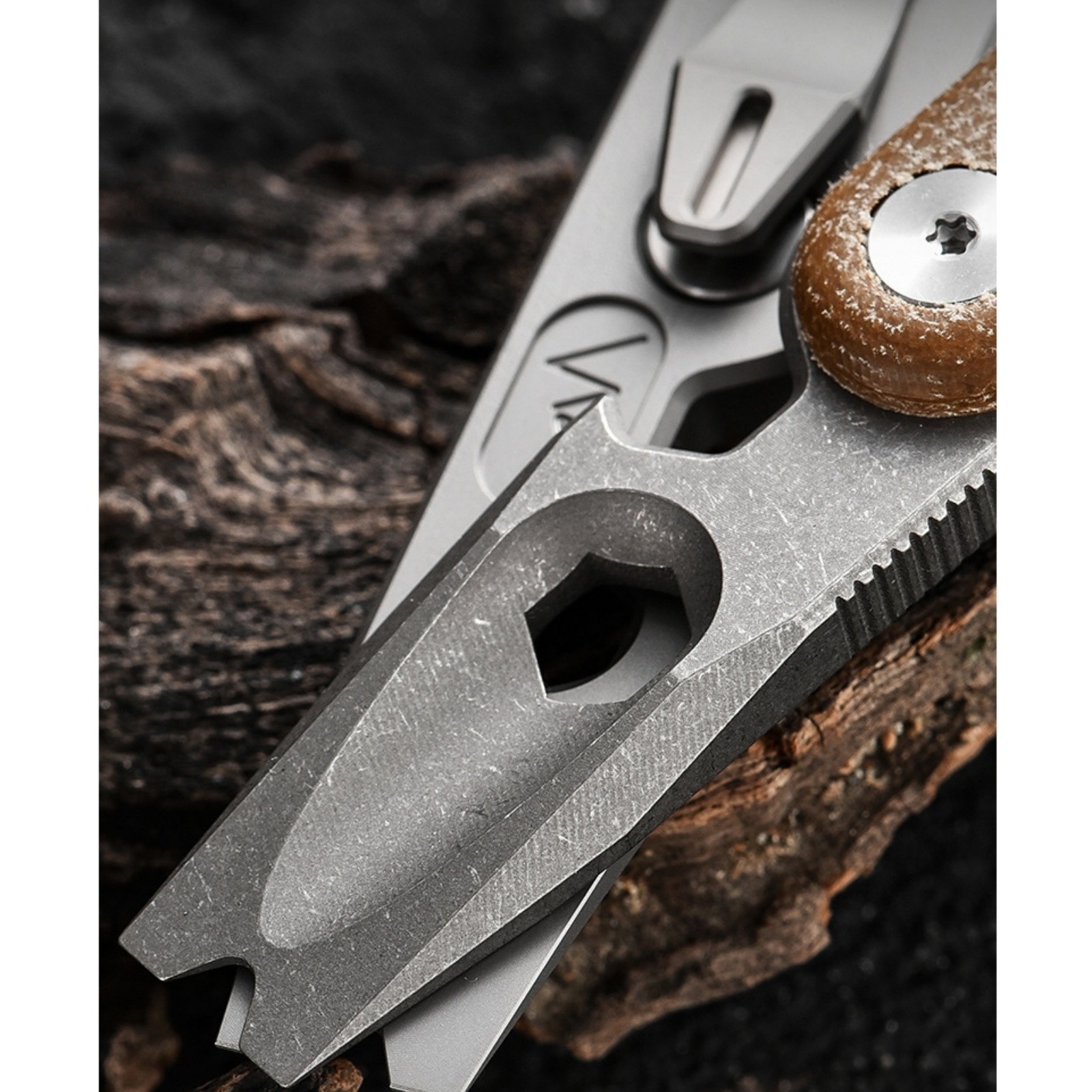 Titanium Alloy Bottle Opener Pocket Portable Crowbar Outdoor EDC Multi Tool