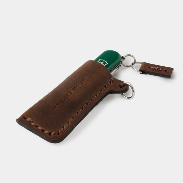 VICTORINOX × TRAVELER’S COMPANY Classic SD Message Green