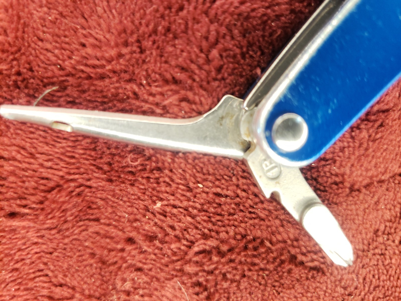 🔪 Leatherman Juice CS4 Multi-Tool Stainless Pliers Multi Tool Blue Read