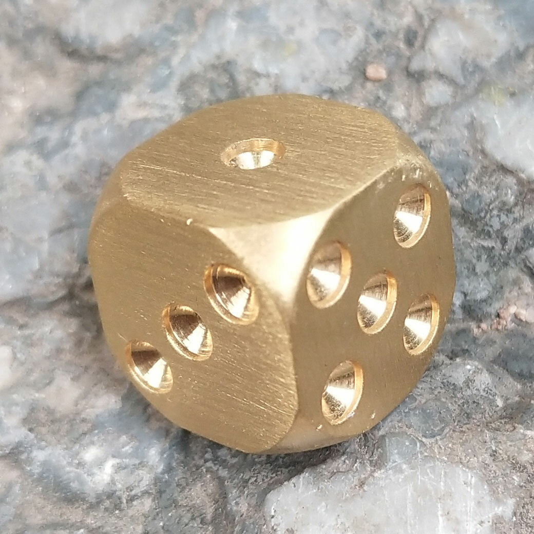 EDC Gear Creative Pure Solid Brass Dice KTV Entertainment Supplies Outdoor