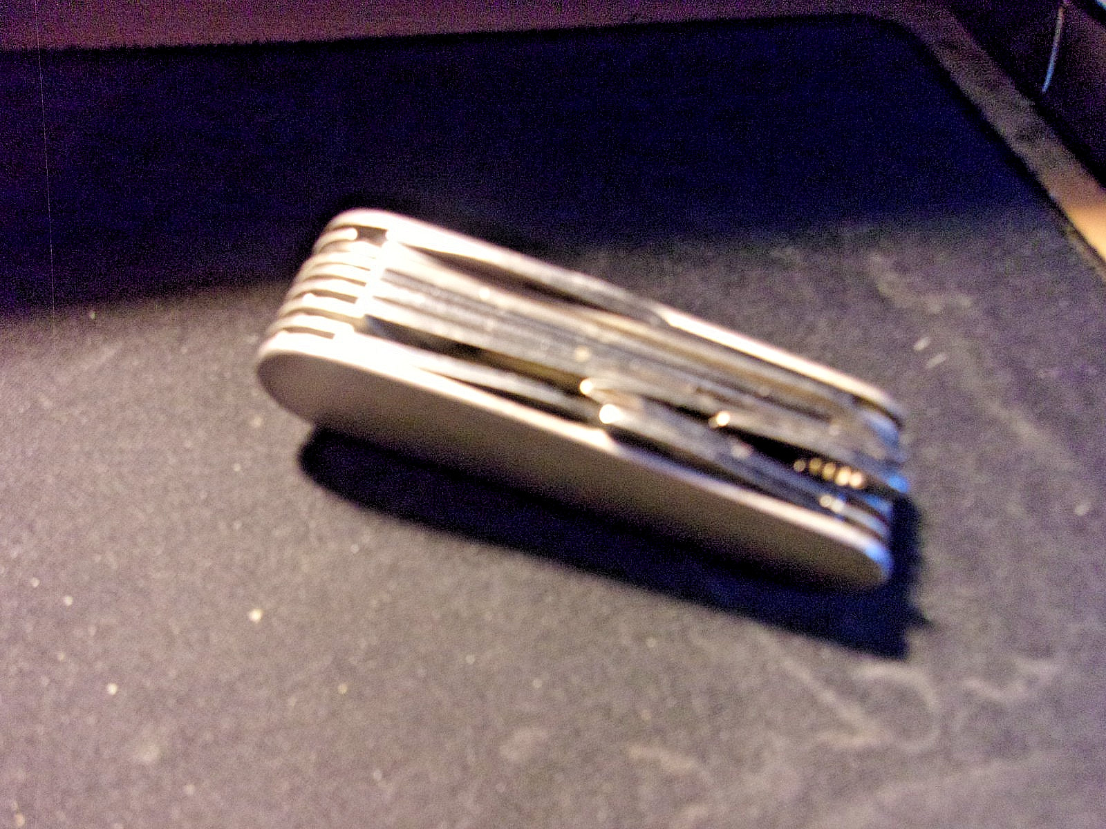 7 PIECE TOOL & 12 PIECE TOOL UTILITY POCKET KNIFE STAINLESS