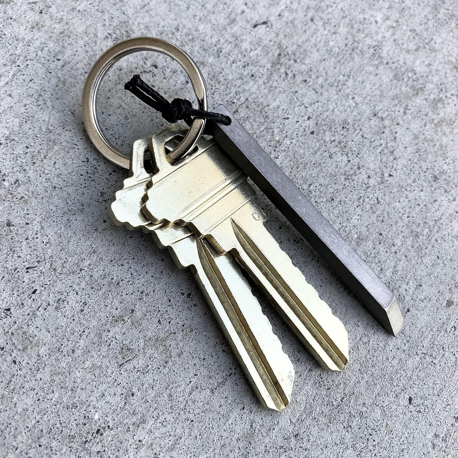 The Mighty Bar Mini- Titanium Keychain Pry Bar Ultra Minimalist Slim EDC Small