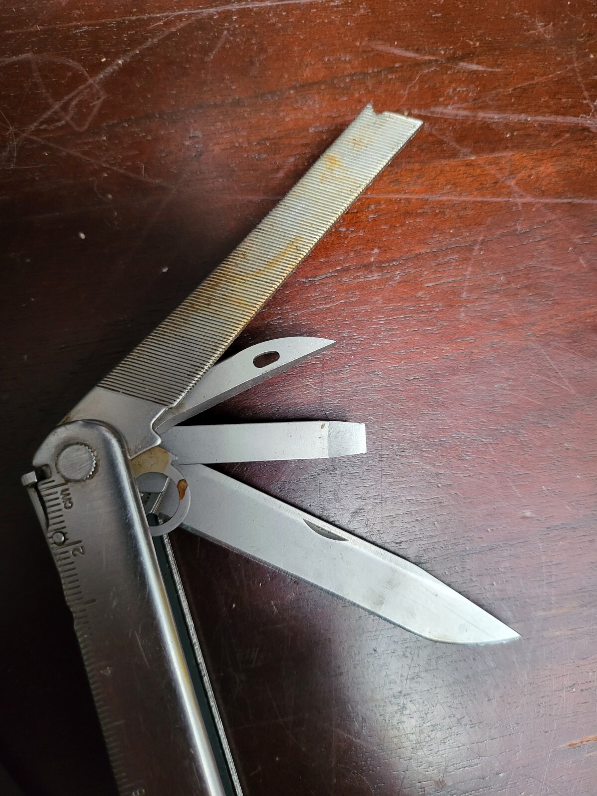 Leatherman Core Multitool Needs to be Cleaned Pre Owned