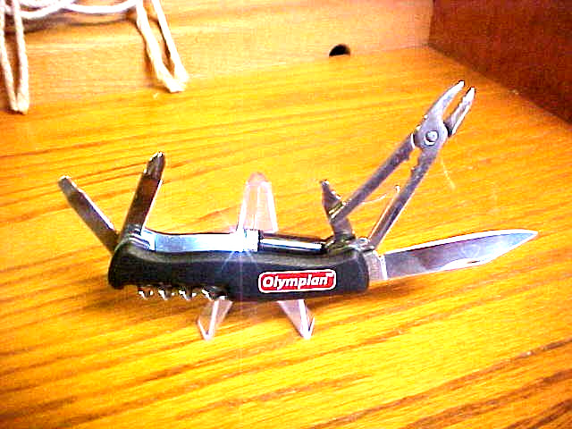CABELAS STYLE Pocket knife multi tool with LED flashlight CAMPKNIFE
