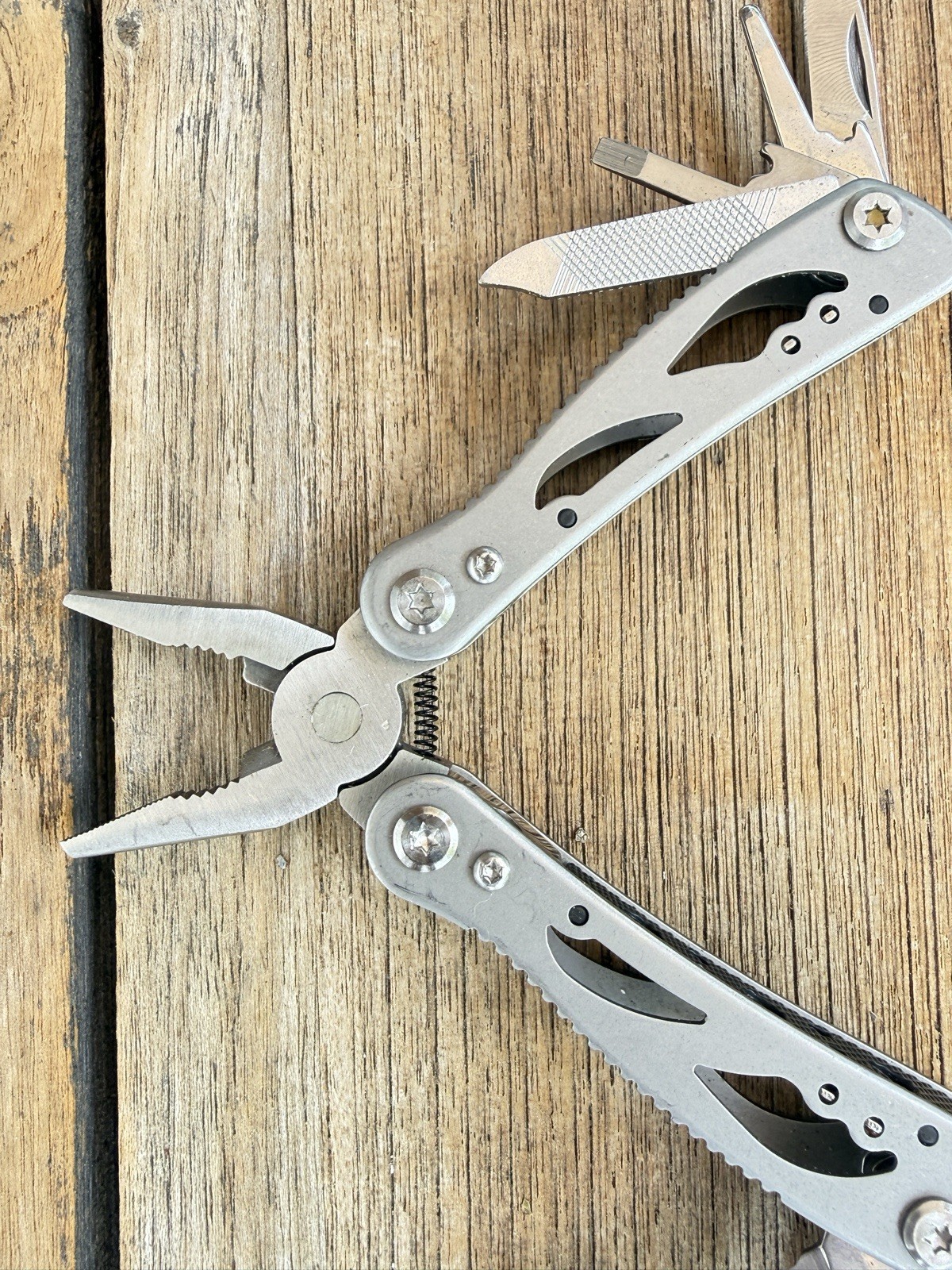 Lot of 11 Swiss Army Style Pocket Knives Multi Tools