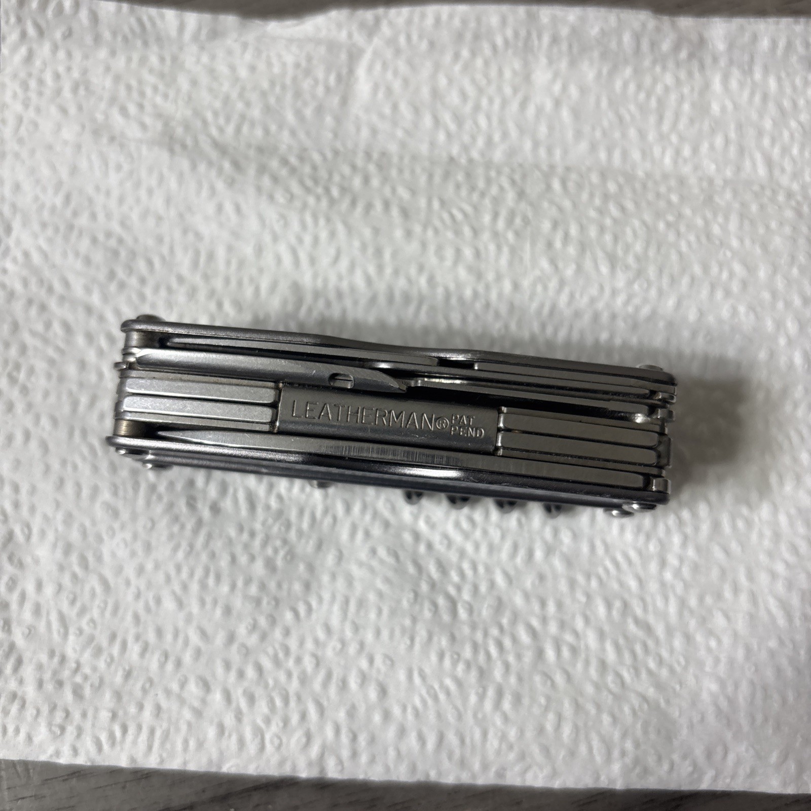 Leatherman Juice Xe6 Multi-Tool 18 Tools Gray