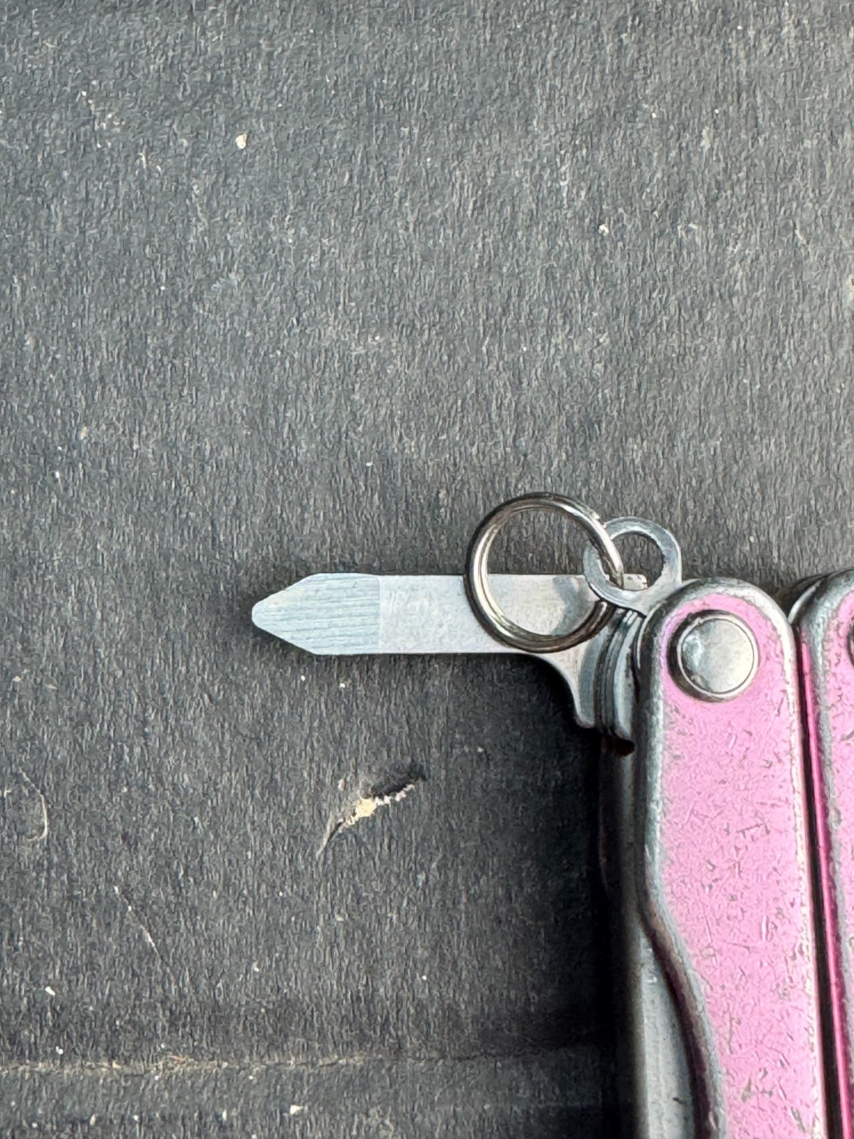 Leatherman Squirt S4 Stainless Steel Multitool Keychain – Various Colors