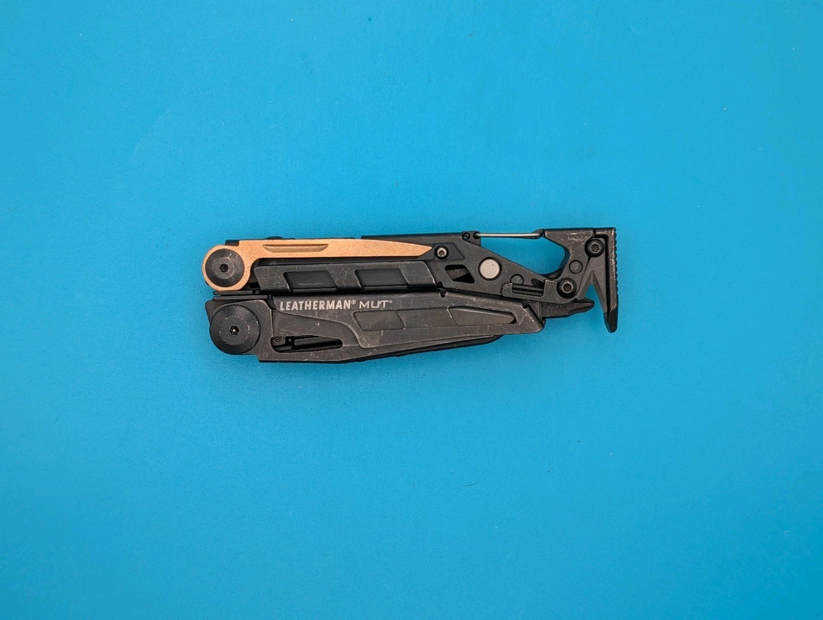 Leatherman MUT Multi Tool!