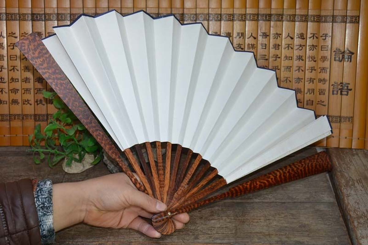 EDC Precious Serpentine Wood Fan Thirteen Square Tactical Craft Fan
