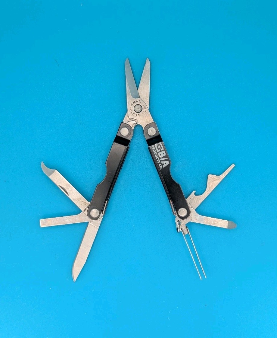 Leatherman Micra Multi-Tool, Knife, Scissors, Key Ring, Black!