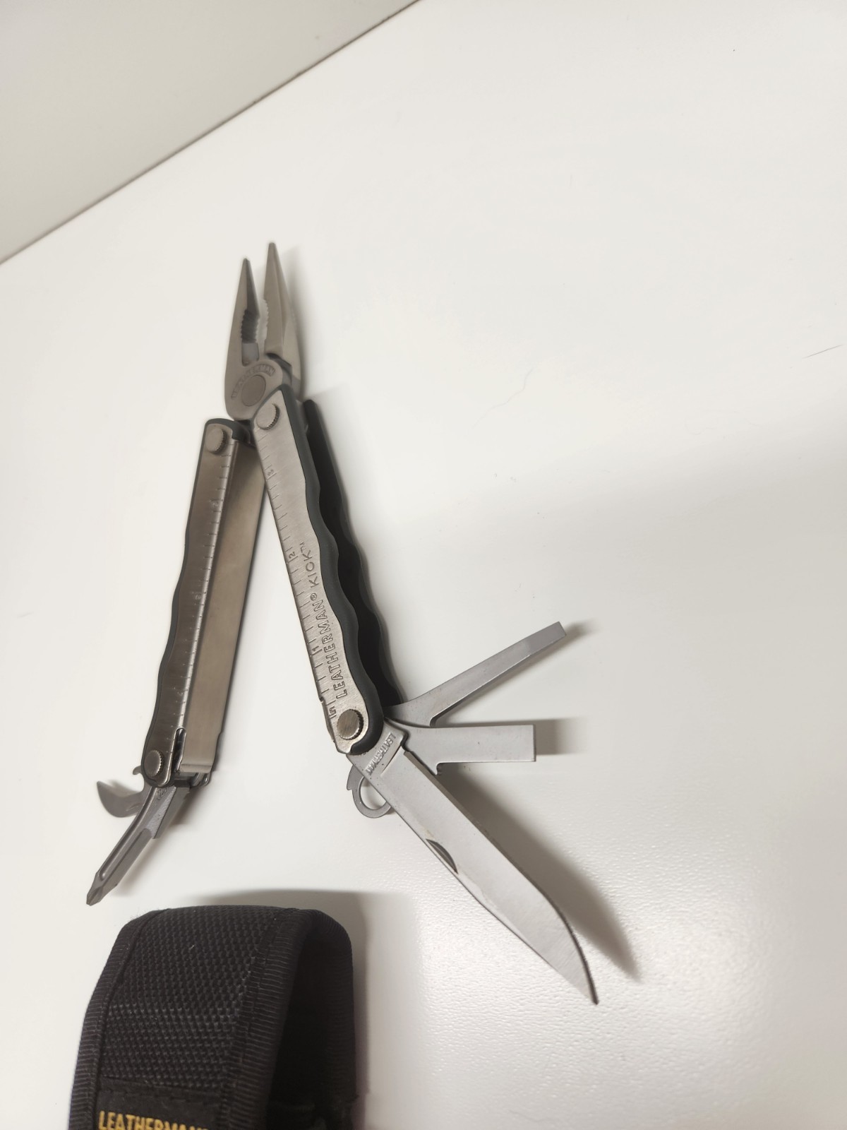 Leatherman Kick Stainless Steel Multi-Tool with Black Sheath Retired Very Good