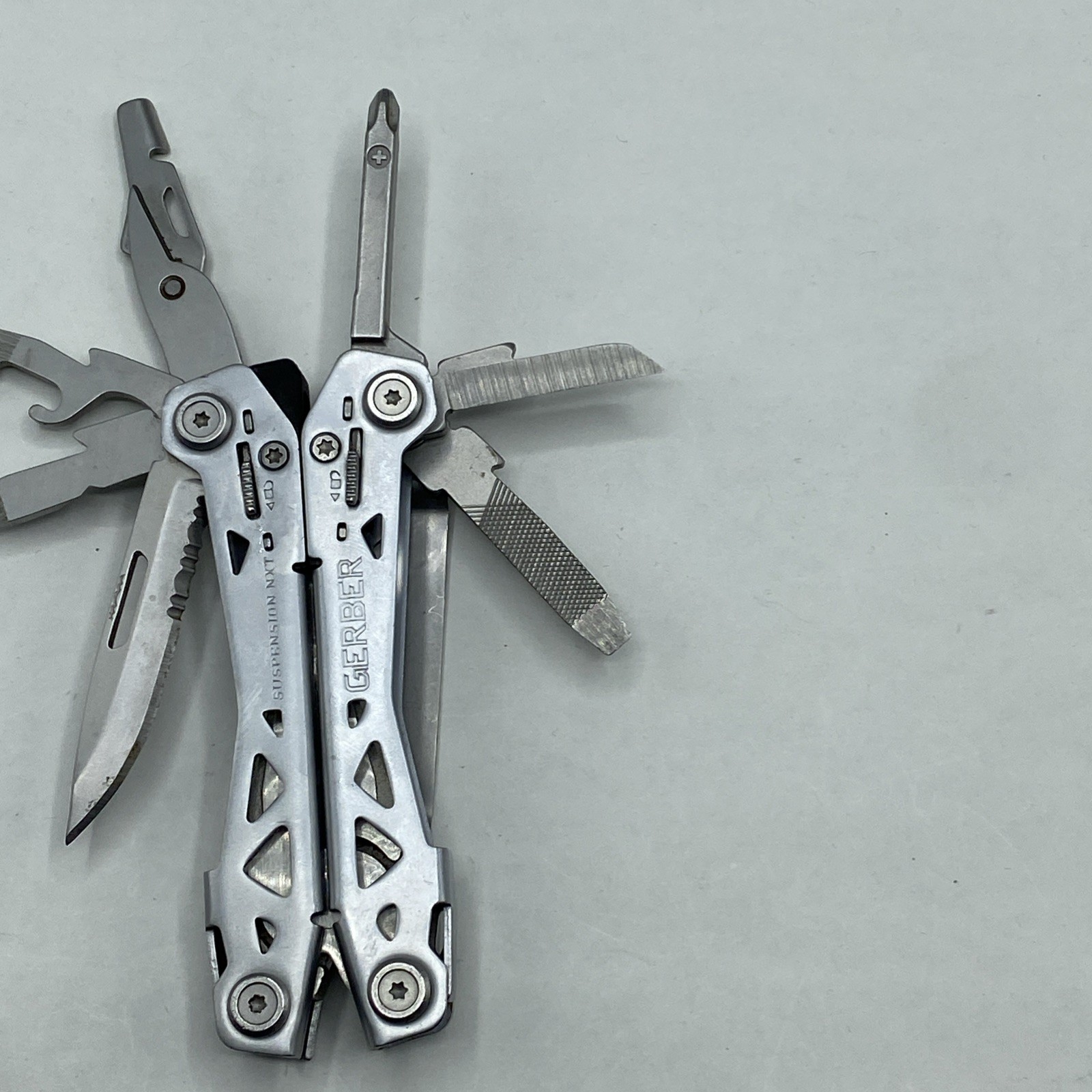 Gerber Suspension NXT & Paraframe I Knife Combo – Silver
