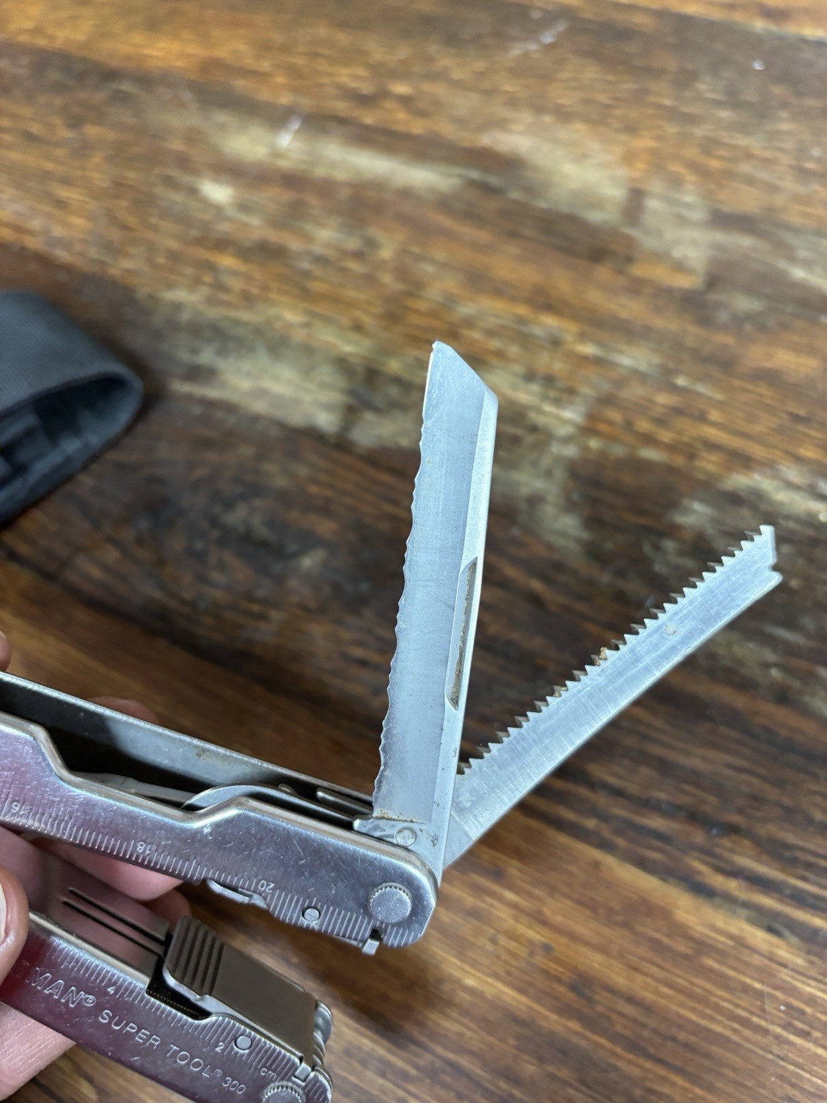 Leatherman Super Tool 300 Multi-Tool USA 01/16 in good condition