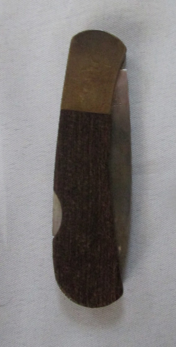 GERBER FOLDING POCKET KNIFE S/N # 97223 6 INCH